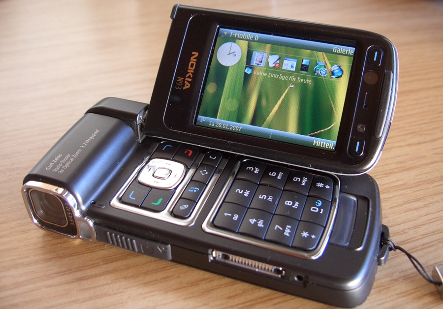 Nokia N93